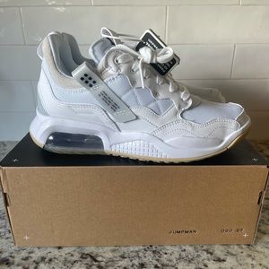 Nike Jordan Marathon MA2 Men’s 7.5/Women’s 9.0